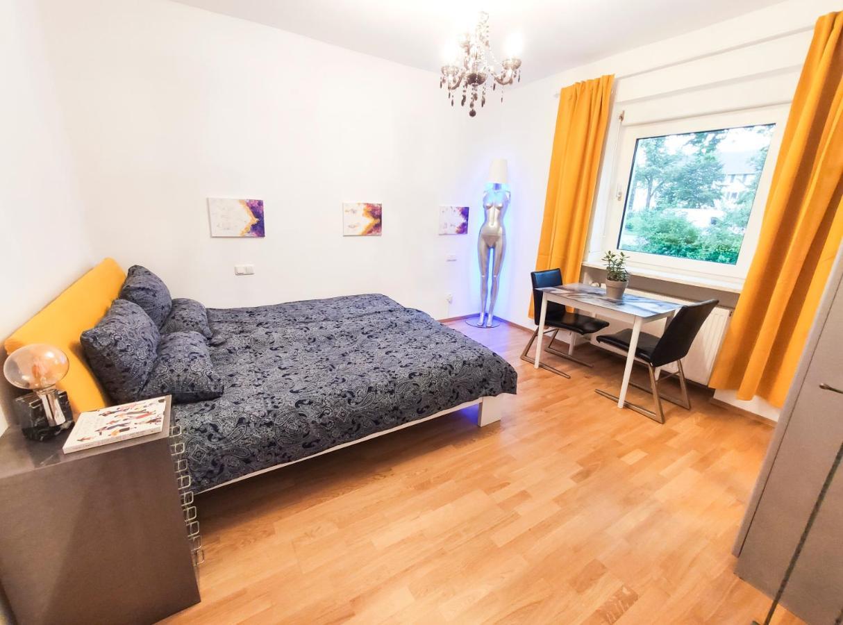 Modernes Zimmer am Park mit Garten, Hühner&Enten München Exterior foto